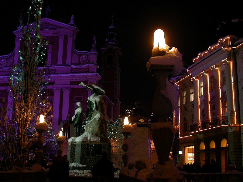 New Year Lights - Presernov trg 1.jpg